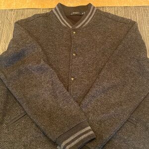 Polo (Herringbone) pattern XL coat.